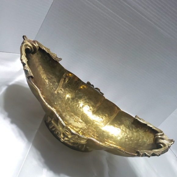 BRASS DISH/FRUIT BOWL 21" L - Picture 4 of 4